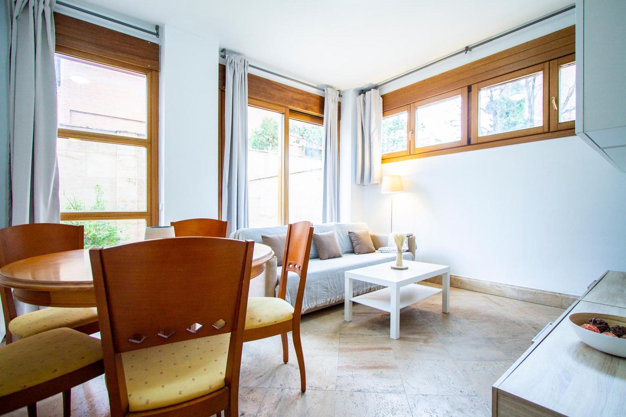 Apartamentos Villablino Arturo Soria Madrid Exteriér fotografie
