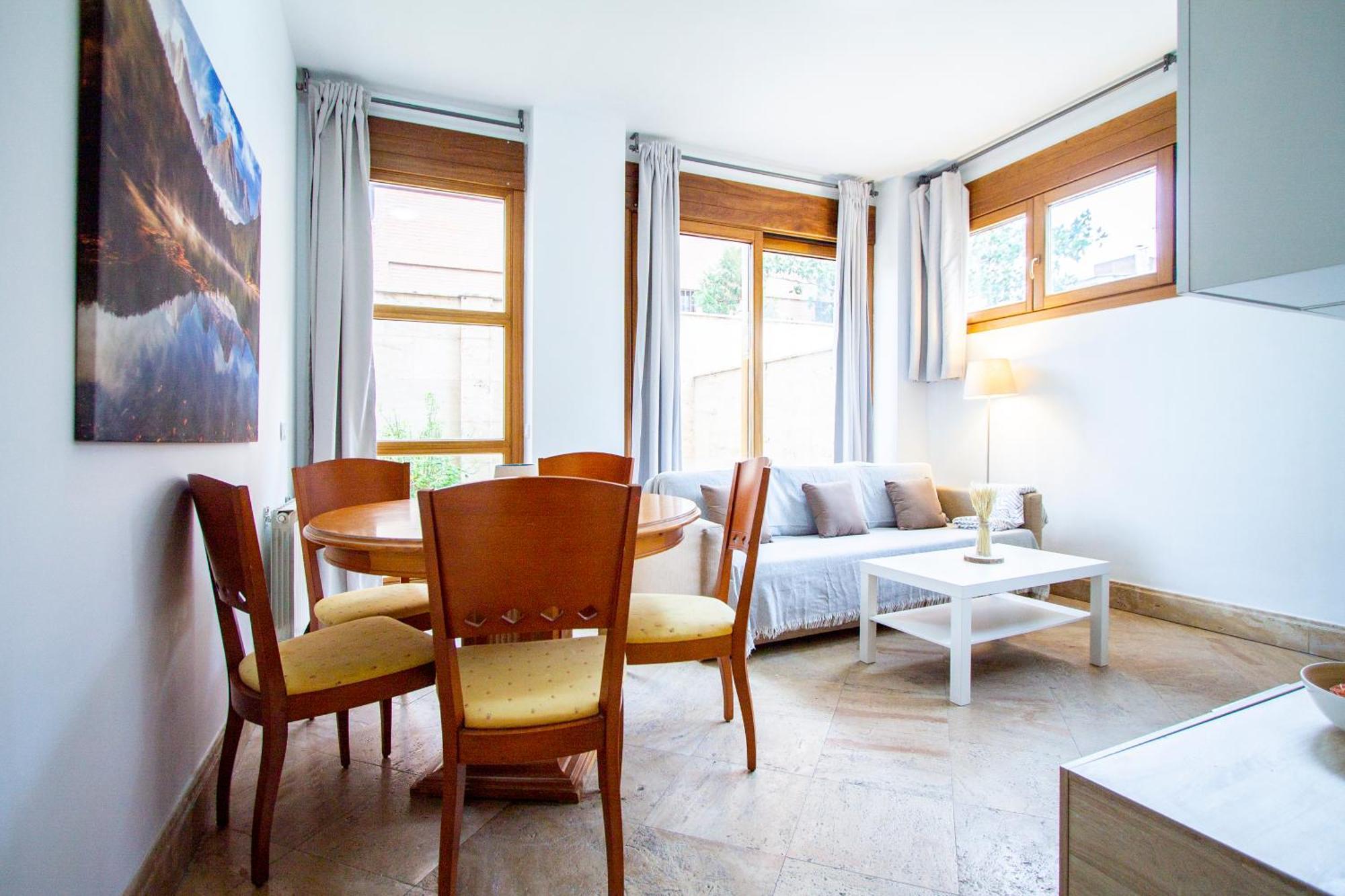 Apartamentos Villablino Arturo Soria Madrid Exteriér fotografie