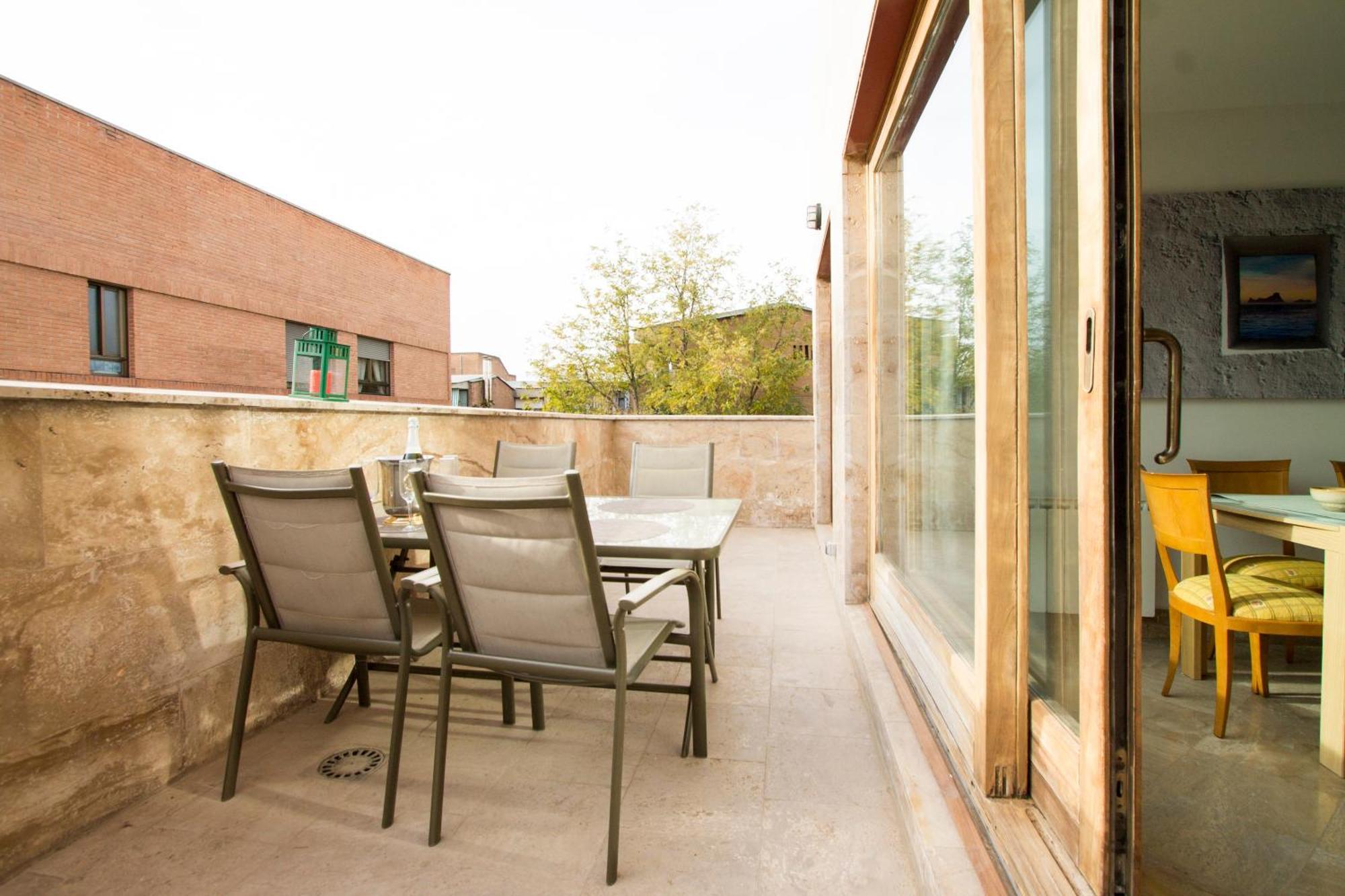 Apartamentos Villablino Arturo Soria Madrid Exteriér fotografie